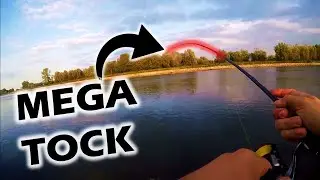 LIVEBISSE beim Zander angeln am Fluss!