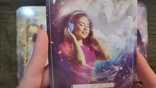 Guardian Angel Oracle by Debbie Malone flip through and review 