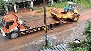 #volvo sd 110 road roller loading #ashokleyland truck. Slipping wheel. (#kerala )