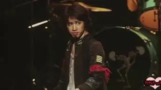 One Ok Rock  taka singing happy birthday
