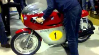 accensione Mv Agusta 500 3 cilindri!mp4
