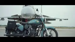 2018 Royal Enfield Classic 350 Signals   Airborne Blue with ABS as standard