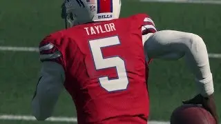 LONGEST QUARTERBACK TOUCHDOWN RUN OF THE YEAR! Madden 18 Ultimate Team Squads Gameplay