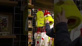 Yankee Candle Flagship Store. Saturday,  12/13/2025.