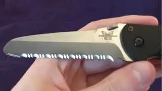 Benchmade Rescue Stryker 1080p Macro Time