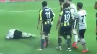 Beşiktaş - Fenerbah&ccedil;e Quaresma Kavga Taraftar &Ccedil;ekimi