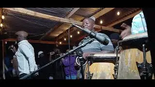 Prince Indah live performance Yoka mzikii ooh Malaika#music (Vip lounge Qatar)