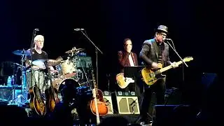 Elvis Costello - Alison