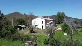 Casolare Piero . Fossombrone . Pesaro e Urbino - Le Marche - Italy            Euro 360.000