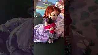 Kids happily meet their favorite disney characters 🥹❤️this little imaginary world is so beautiful