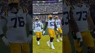 LSU freshman tackle Zalance Heard (#53) is MASSIVE 😳