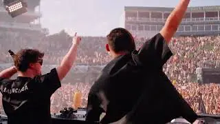 MAX VERSTAPPEN AT TOMORROWLAND 2025 👀🏎️