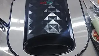 How to use sandwich maker 