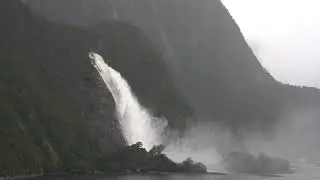 Bowen Falls Milford Sound