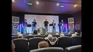 Isle 'ave a Shanty Live at The Luxe, Wisbech Nov '23: Drunken Sailor