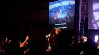Jessica Cabral singing Hosanna at Angelus Temple