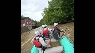 Hell Hole Mayhem on an otherwise eventless high water rafting run of the Ocoee River #rafting #tn