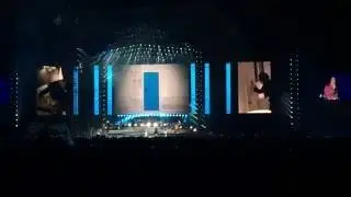 Medley Nella porta accanto, bellissimo cosi, ascolta il tuo cuore Laura Pausini live Roma