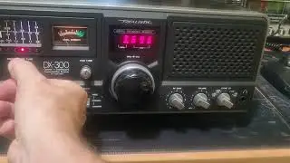 Realistic DX-300 Communications Receiver