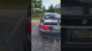 4.4 Liter V8 Twin turbo BMW 750i walk around in about 10 seconds before M badges