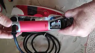 Como desmontar:Black & Decker Ferro de Passar a Vapor Black e Decker AJ4040