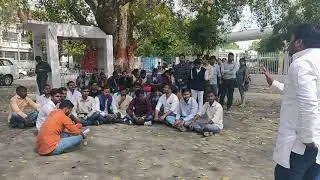 Students Protest at Lucknow University