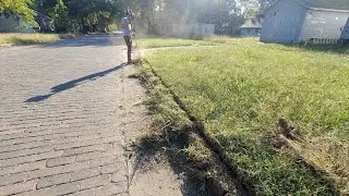 БЕЗУМНЫЕ заросшие тротуары и бордюры ПРЕОБРАЖАЮТСЯ