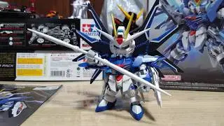 [Gunpla] SD Gundam EX Standard Rising Freedom Gundam Assembly