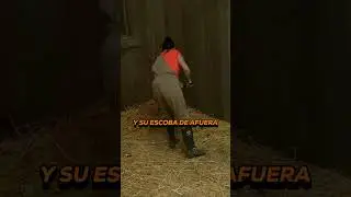Lola Cort&eacute;s es la ama de la escoba en #LaGranjaVIP