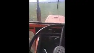 orasean  cu tractor  in romania