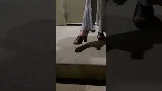 Smoke crush in slip-on heels #crushexperiment #crushingtime #asmrcrush #highheels #pebbles