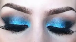 Vibrant blue eyeshadow tutorial l Sigma resort inspired look.