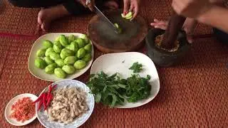 How To Make Spondias Dulcis Salad - DELICIOUS Homemade Food In Asia