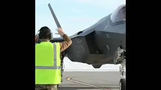 F-35 Hot Pit Refueling