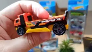 Hot Wheels Review! Haulinator Racing Truck
