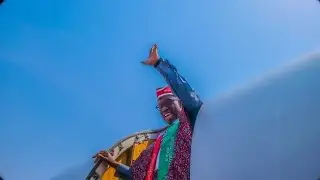 Watch! Arrival of Vice Presidential Candidate Okowa In Minna, for PDP  Presidential Campaign Rally