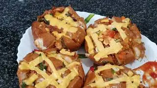 Indian Stuffed Pizza Bun Recipe | Instant Homemade Mini Pizza Recipe on Tawa | Chef Sisters