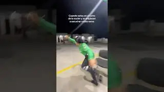 PATITAS PA QUE LAS QUIERO🤣🤣 #humor #gasofinas #gasolinera #automobile #comedia