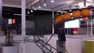 Kugelbahn am Messestand von Pilz auf der SPS IPC Drives 2014 in N&uuml;rnberg