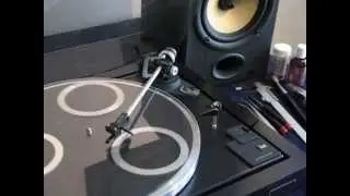 turntable tonearm antiskating force set to zero (www.hifiklubbrno.cz)