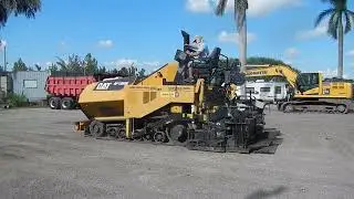 2011 Caterpillar AP1055E Crawler Asphalt Paver s/n: TJF00141