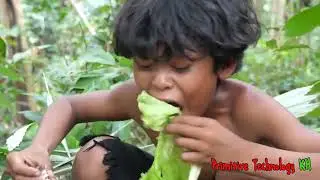 Primitive technology - eating delicious - smart boy cooking big fish