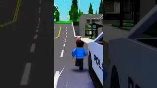 the police tried to stop me🚨😭#robloxshorts #roblox