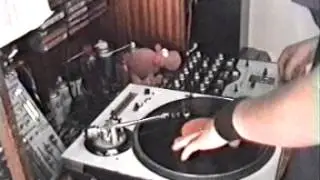 DJ Kid Stretch & Sparky T freestyle scratch session, 2000 something... GOOD TIMES!!!