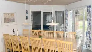 Six-Bedroom Holiday home in Ringk&oslash;bing - Hotel in Ringk&oslash;bing, Denmark