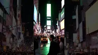 Busy USA Street Green Screen Billboard 4K