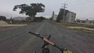 bt100 motorised bike ￼and wheelies