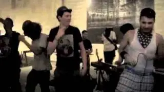 'All Wrong' ft. BS, Pruven, brokeMC, Truth Now, Albert Rhymestein, Dyalekt, Steve Fox