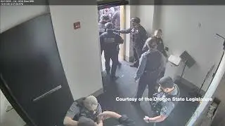 Footage shows far right protesters entering Oregon state Capitol building on Dec. 21, 2020