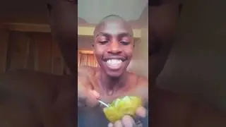 Master the Art of Eating Kiwi Fruit Like a Boss - Iconiqq TV